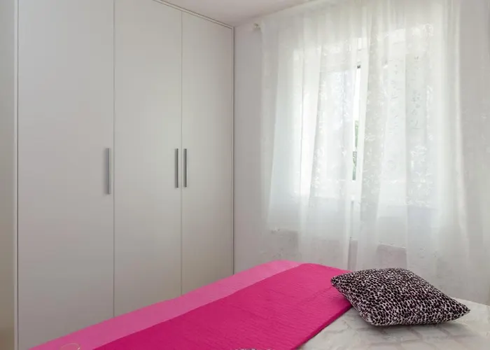 וילה Giardino Drinovci